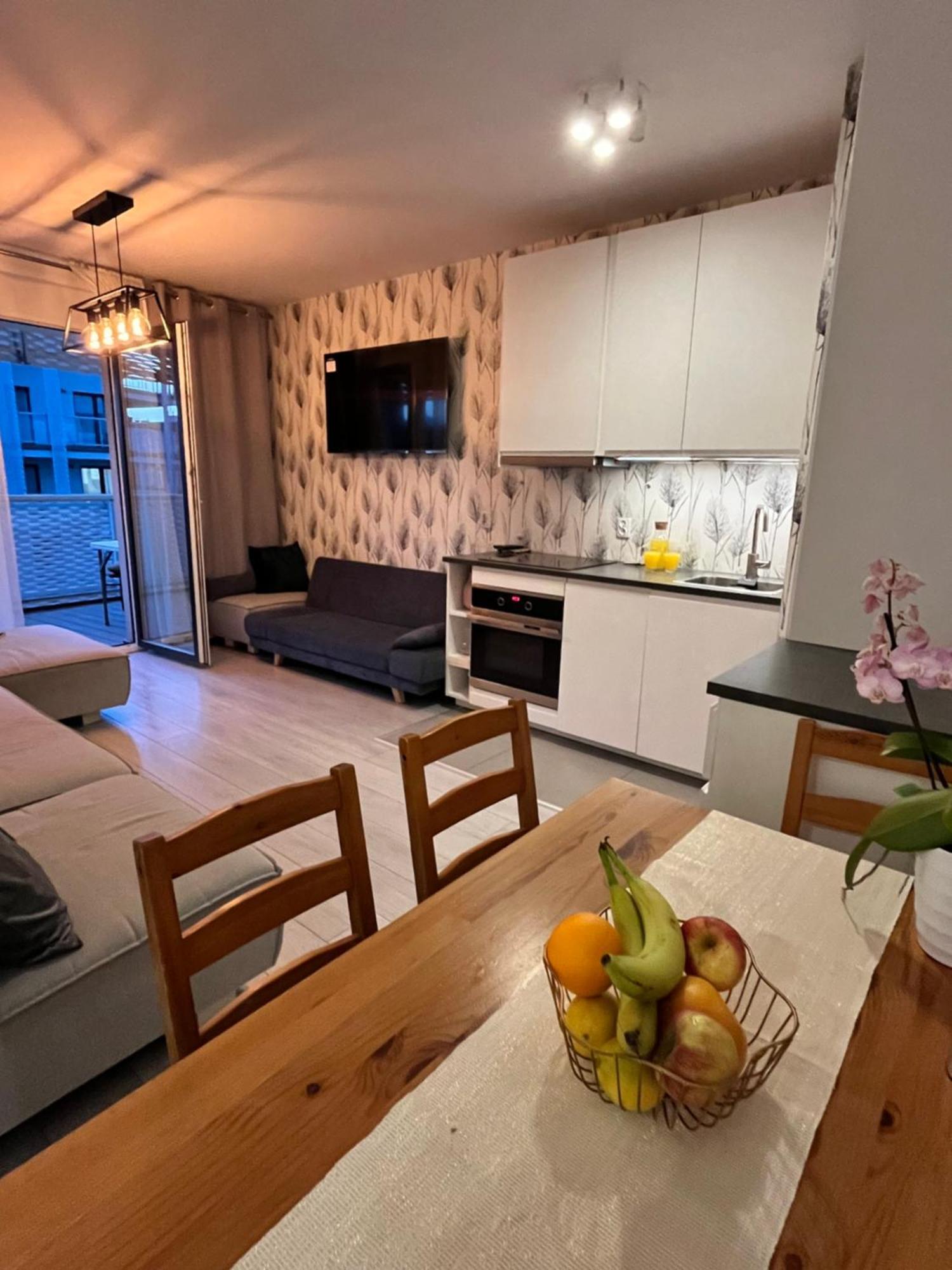 Family House By The River Odra -Panoramic Terrace - 3Room Apartment With 2 Separate Bedrooms And 2 Balconies By Wroapart-Pl- Perfect For Family & Business Stays Wrocław Kültér fotó