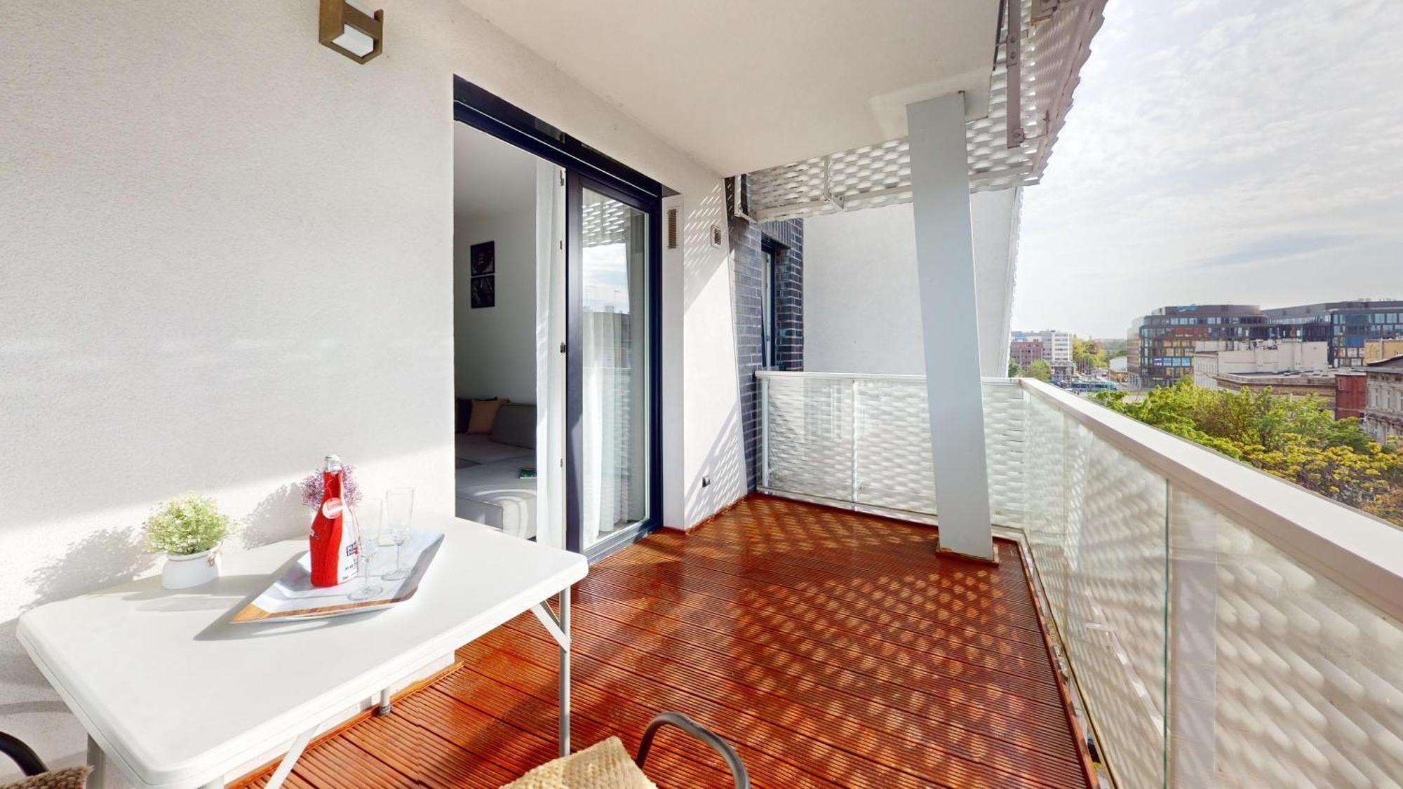 Family House By The River Odra -Panoramic Terrace - 3Room Apartment With 2 Separate Bedrooms And 2 Balconies By Wroapart-Pl- Perfect For Family & Business Stays Wrocław Kültér fotó